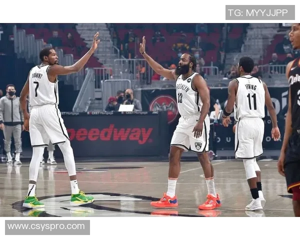 哈登与小球迷的温馨互动瞬间展现篮球魅力与梦想的交汇